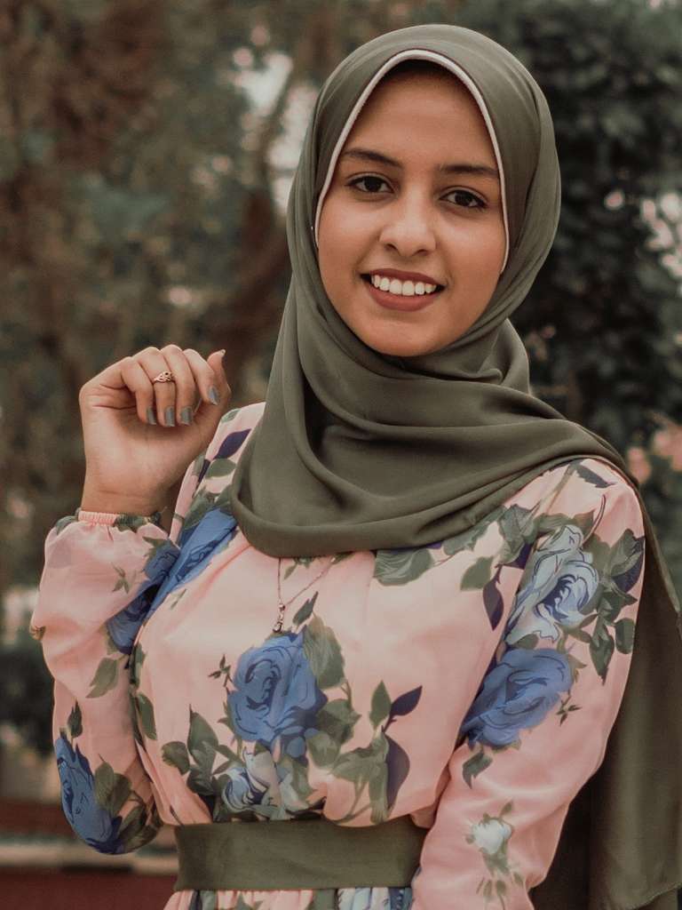 Vibrant Print Women Abaya